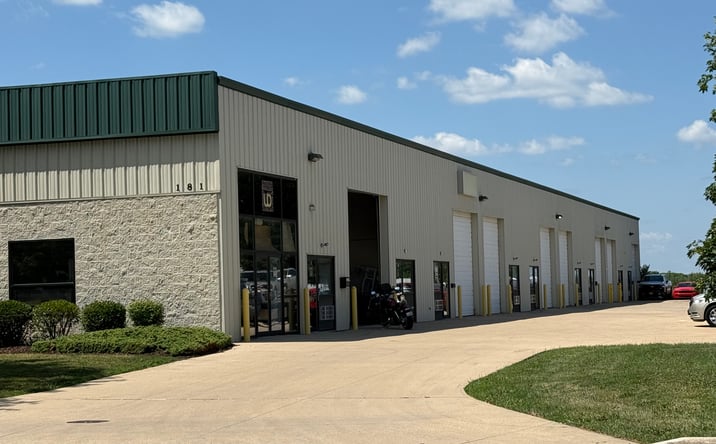 Pictures of Industrial property located at 181 Commercial Drive, Yorkville, IL, Yorkville, IL 60560 for lease - image #1