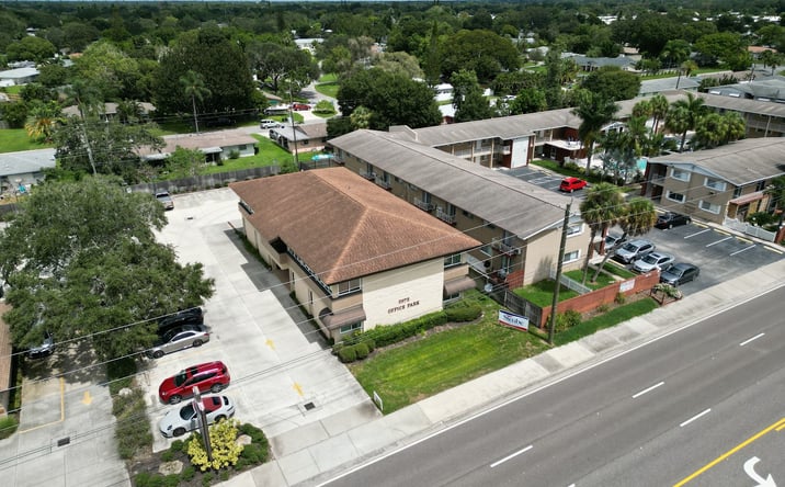 Pictures of Office property located at 2975 Bee Ridge Rd, Sarasota, FL 34239 for lease - image #1