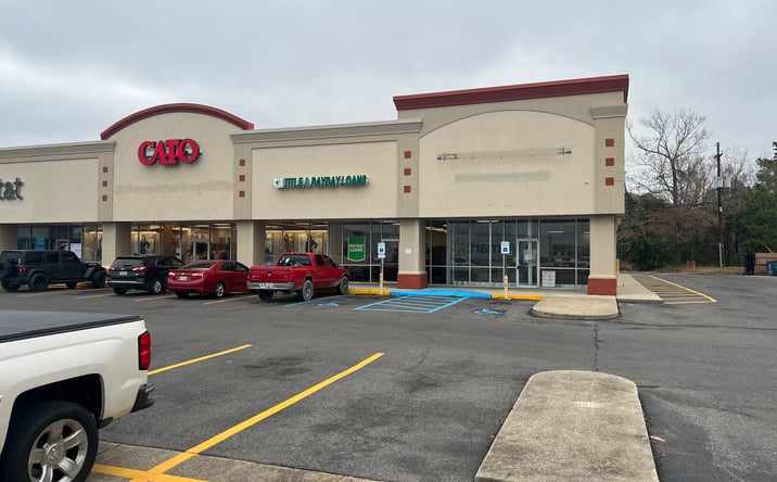 Pictures of Retail, Restaurant, Office property located at 541 N Cities Service Hwy, Sulphur, LA 70663 for lease - image #1