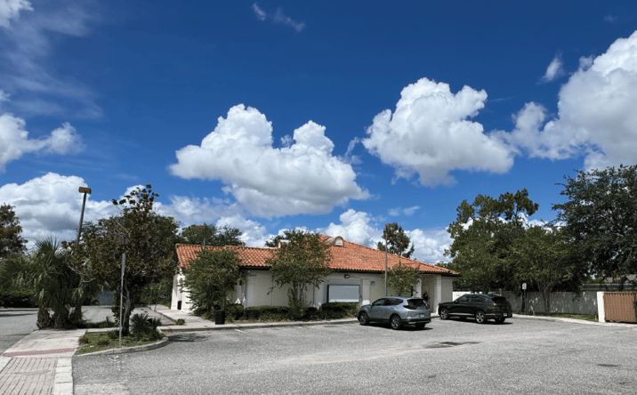 Pictures of Retail, Office property located at 5900 S John Young Pkwy, Orlando, FL 32839 for lease - image #1