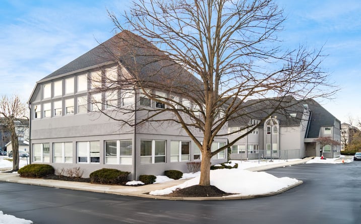 Pictures of Office property located at 3386-3400 Snouffer Road, Columbus, OH 43235 for lease - image #1