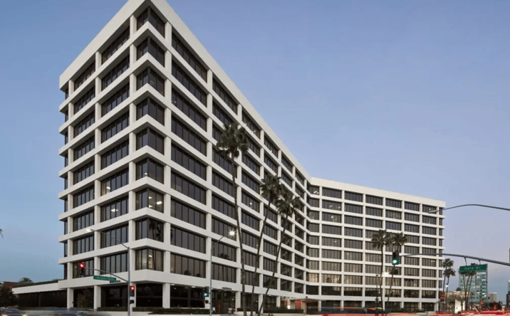 Pictures of Office property located at 8383 Wilshire Blvd, Beverly Hills, CA 90211 for lease - image #1