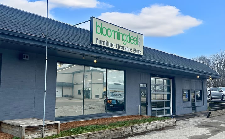 Pictures of Retail property located at 3301 Madison Ave, Indianapolis, IN 46227 for lease - image #1