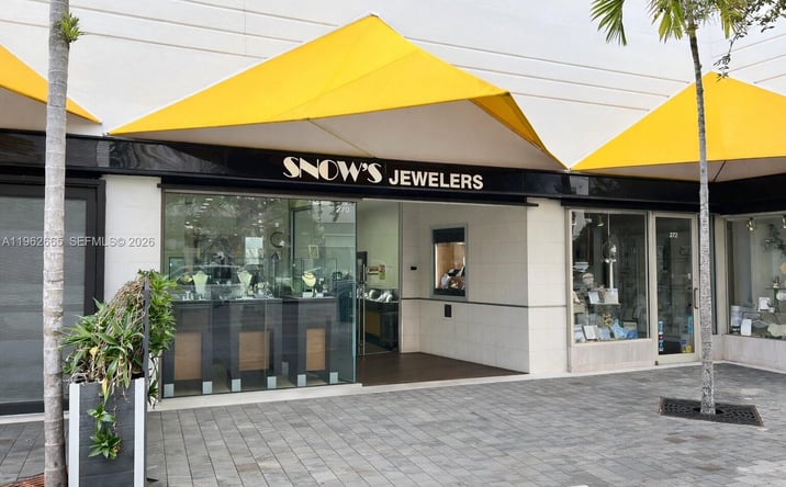 Pictures of Retail, Restaurant property located at 270 Coral Way # 270, Coral Gables, FL 33134 for lease - image #1