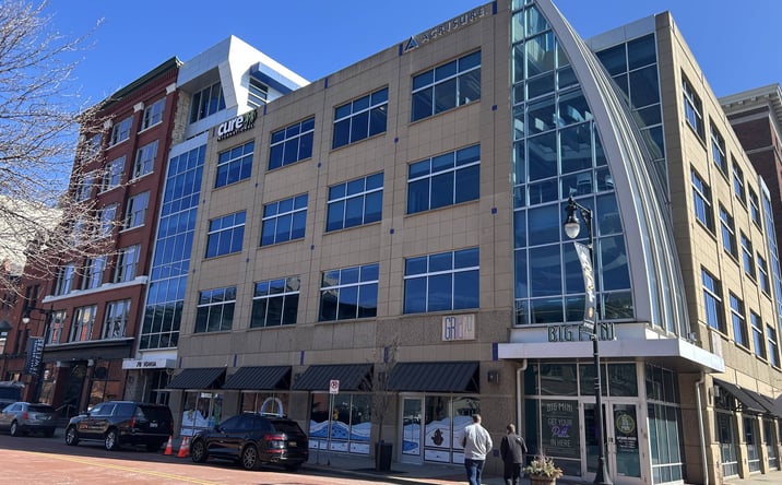 Pictures of Office property located at 64 Ionia Ave SW, Grand Rapids, MI 49503 for lease - image #1