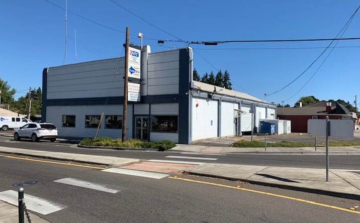 Pictures of Retail, Office, Industrial property located at 217 Main St SE, Albany, OR 97321 for lease - image #1