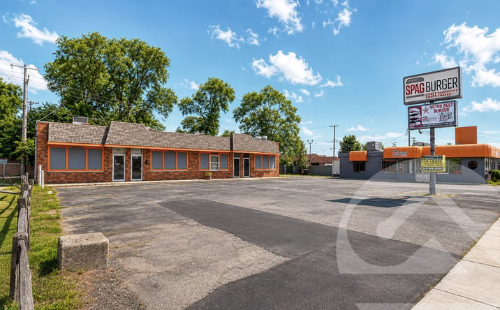 Pictures of Retail, Office, Restaurant property located at 17265-17275 E 9 Mile Rd, Eastpointe, MI 48021 for lease - image #1