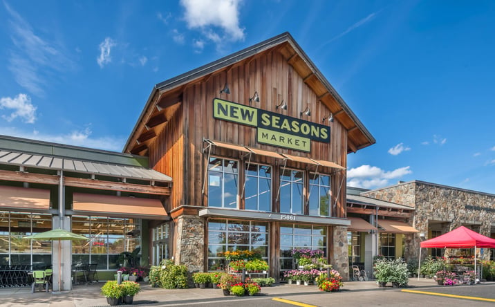 Pictures of Retail, Restaurant property located at 15639-15899 SE Sunnyside Rd, Happy Valley, OR 97086 for lease - image #1