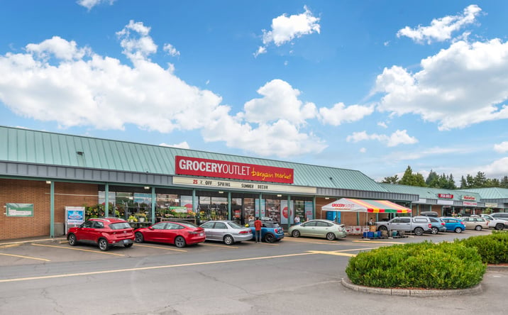 Pictures of Retail, Restaurant property located at 15705 SW 116th Ave, Tigard, OR 97224 for lease - image #1