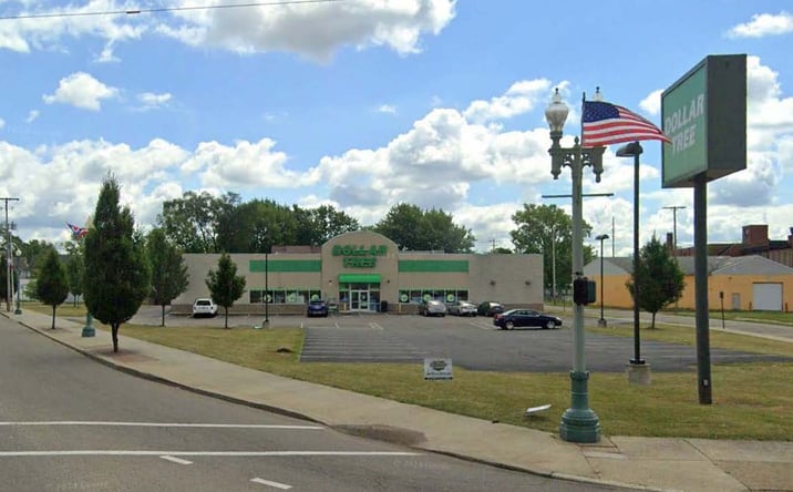 Pictures of Retail property located at 902 Cherry Ave NE, Canton, OH 44704 for lease - image #1