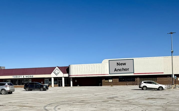 Pictures of Retail property located at 2500 S Alpine Rd, Rockford, IL 61108 for lease - image #1