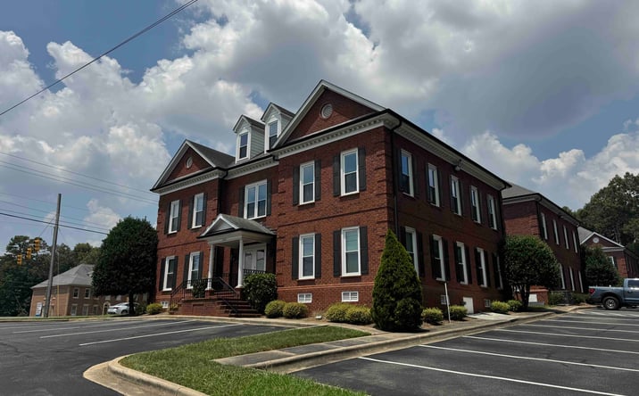 Pictures of Office property located at 2602 W Roosevelt Blvd, Monroe, NC 28110 for lease - image #1