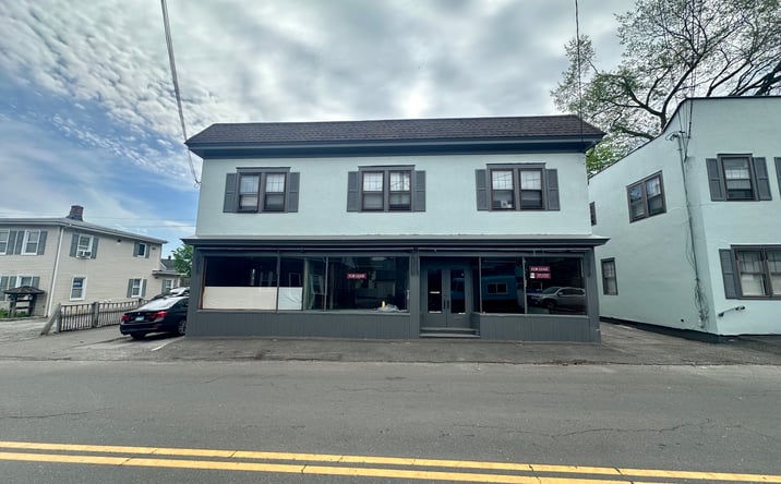 Pictures of Retail property located at 154 River Rd Ext, Greenwich, CT 06807 for lease - image #1