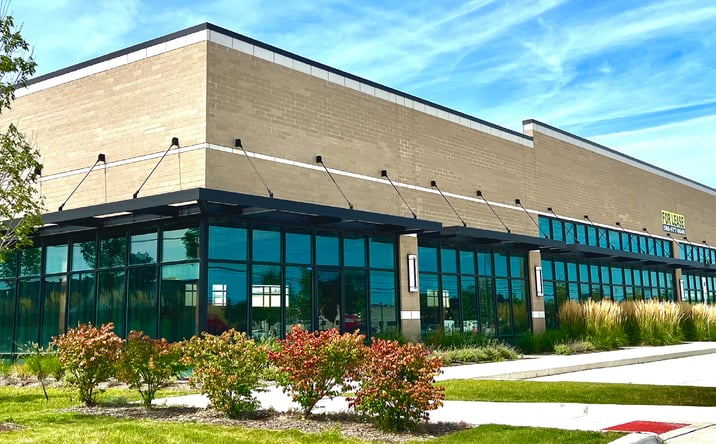 Pictures of Retail, Industrial property located at 40421-40581 Mound Road, Sterling Heights, MI 48310 for lease - image #1