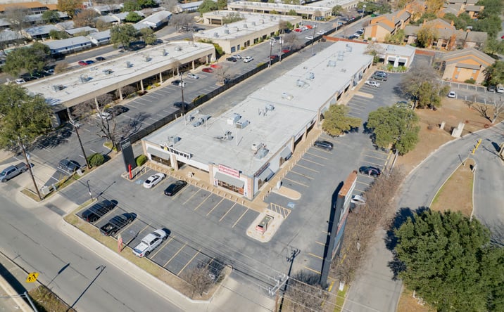 Pictures of Retail property located at 2411 NE Interstate 410 Loop, San Antonio, TX 78217 for lease - image #1