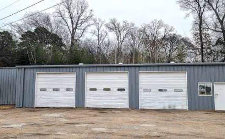 Pictures of Industrial property located at 1500 TX-31, Longview, TX 75604 for lease - image #1