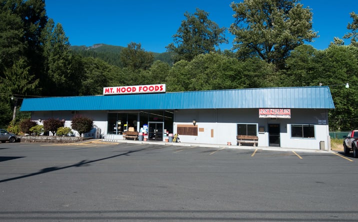 Pictures of Retail property located at 73265 US-26, Rhododendron, OR 97049 for lease - image #1
