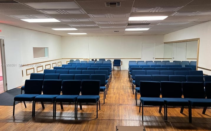 Pictures of Special Purpose property located at 7573 W Oakland Park Blvd, Lauderhill, FL 33319 for lease - image #1