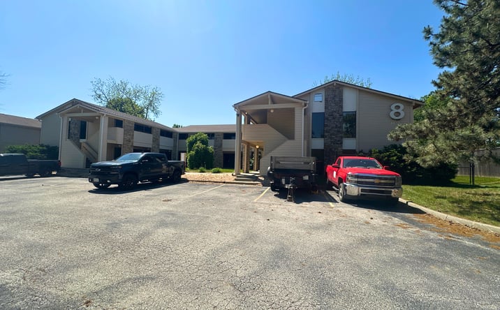 Pictures of Office property located at 4212 S Hocker Ave, Independence, MO 64055 for lease - image #1