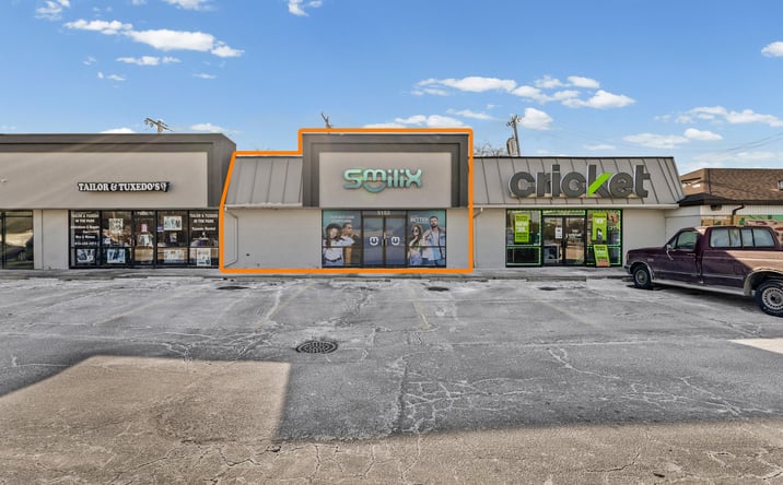 Pictures of Retail property located at 1208 S Reynolds Rd, Toledo, OH 43615 for lease - image #1