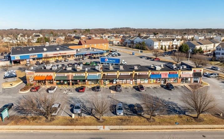 Pictures of Retail property located at 901 - 915 Middle River Road, Middle River, MD 21220 for lease - image #1