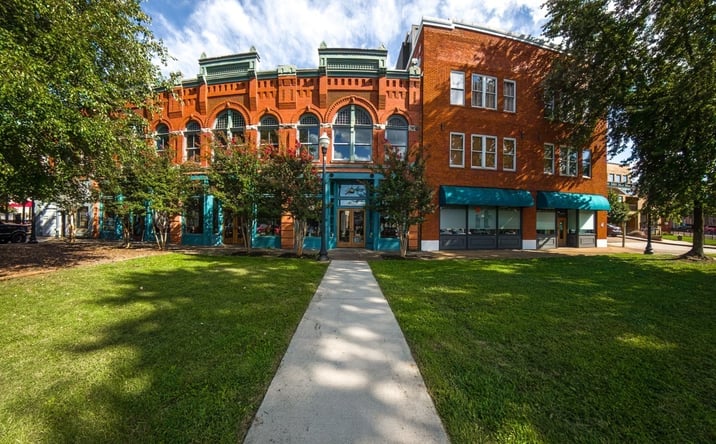 Pictures of Retail, Office property located at 10 Emory Pl, Knoxville, TN 37917 for lease - image #1