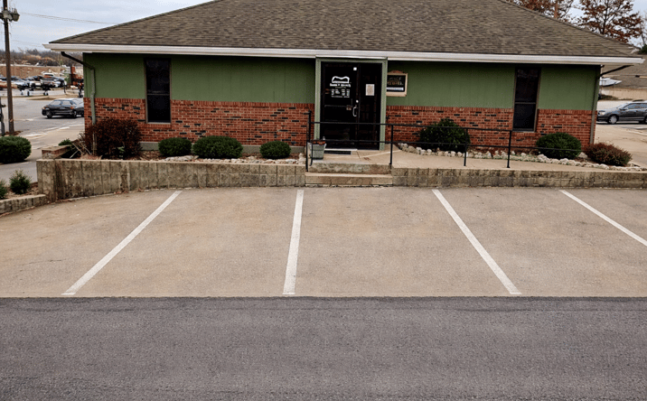 Pictures of Office property located at 4500 S 4th St, Leavenworth, KS 66048 for lease - image #1