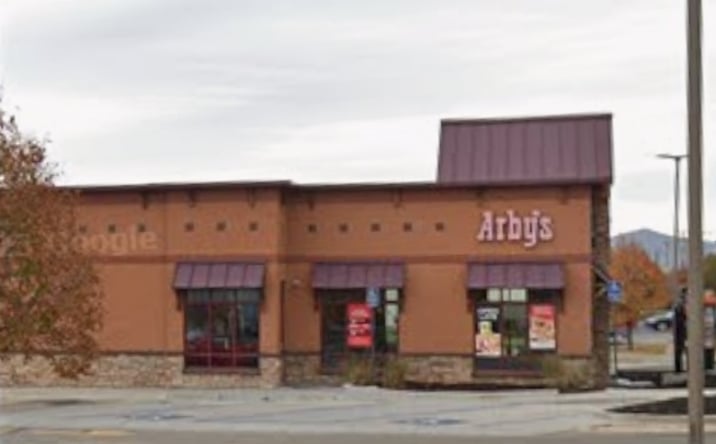 Pictures of Restaurant, Retail property located at 593 N State St, Lindon, UT 84042 for lease - image #1