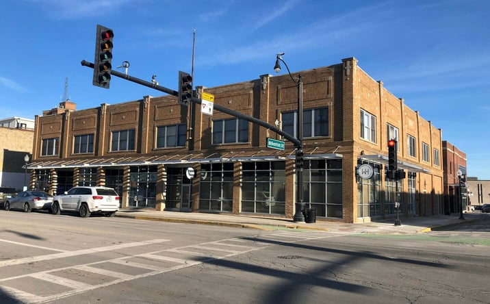 Pictures of Retail property located at 80 S River St, Aurora, IL 60506 for lease - image #1