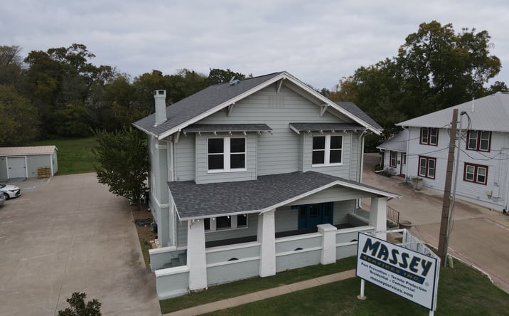 Pictures of Retail, Office, Restaurant property located at 209 E University Dr, Denton, TX 76209 for lease - image #1