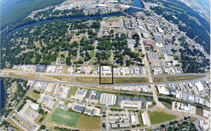 Pictures of Retail, Office, Restaurant property located at 1100 A Sterlington Rd Monroe LA, Monroe, LA 71203 for lease - image #1