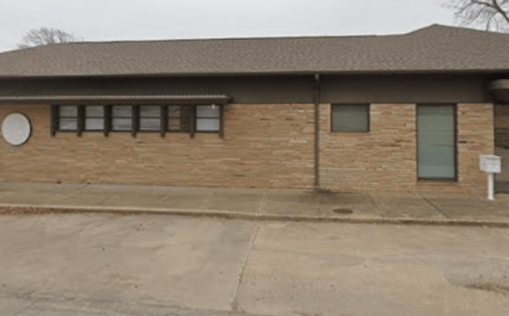 Pictures of Office property located at 300 S Wyandotte Ave, Bartlesville, OK 74003 for lease - image #1