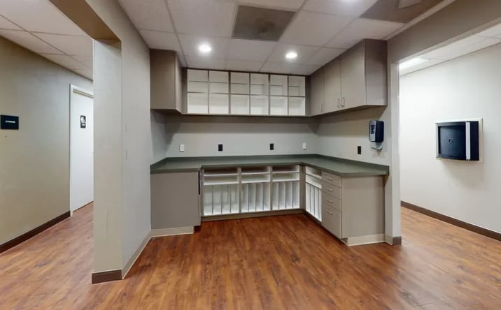 Pictures of Office property located at 1960 Randolph Rd, Charlotte, NC 28207 for lease - image #1
