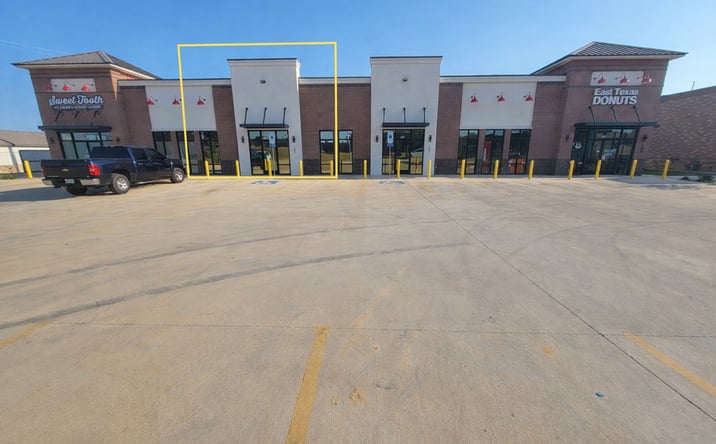 Pictures of Retail property located at 1898 W Cumberland Rd, Tyler, TX 75703 for lease - image #1