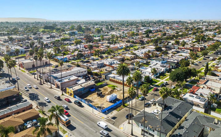 Pictures of Retail, Land property located at 8401 S Western Ave, Los Angeles, CA 90047 for lease - image #1