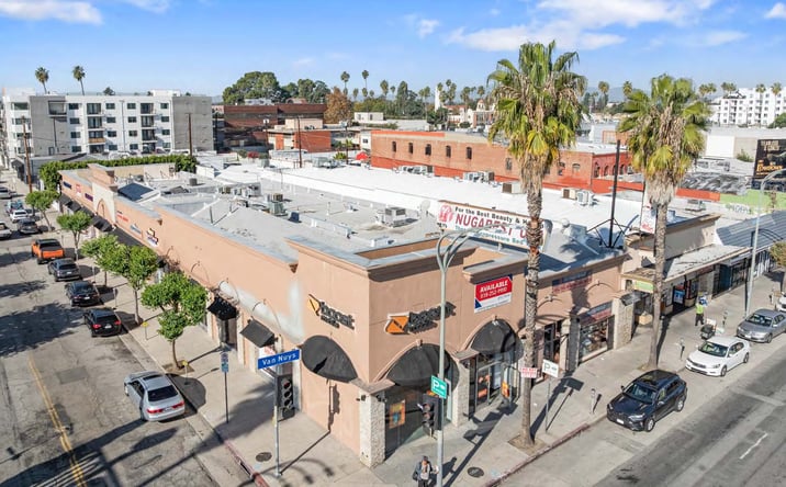 Pictures of Retail property located at 6451 - 6453 Van Nuys Boulevard, Los Angeles, CA 91401 for lease - image #1