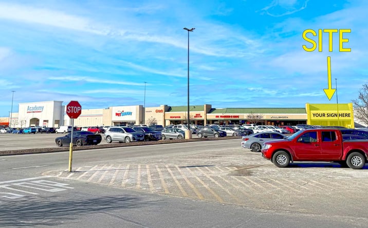 Pictures of Retail property located at 1550 W Hwy 50, O'Fallon, IL 62269 for lease - image #1