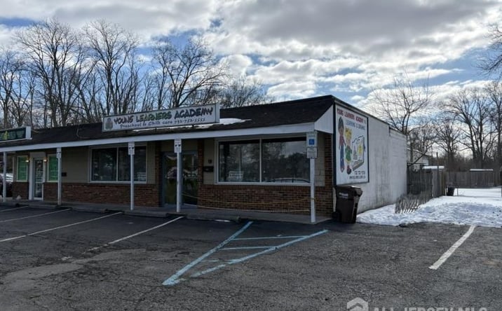 Pictures of Retail property located at 748 Bound Brook Road, Middlesex, NJ 08846 for lease - image #1