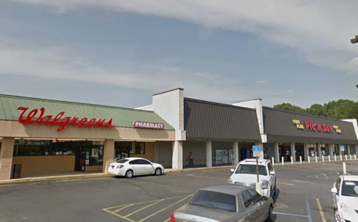 Pictures of Retail property located at 2413 US-431, Anniston, AL 36206 for lease - image #1