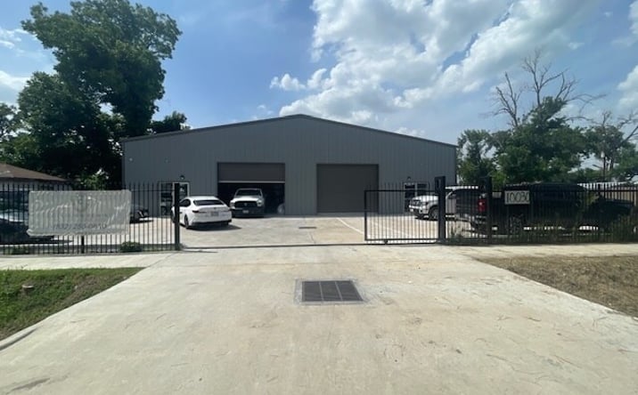 Pictures of Industrial property located at 10030 Burnside Ln, Houston, TX 77041 for lease - image #1