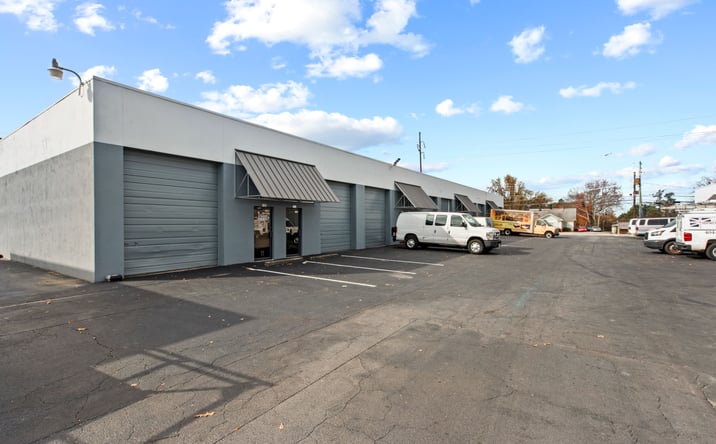 Pictures of Retail, Industrial, Office property located at 5859 New Peachtree Rd, Doraville, GA 30340 for lease - image #1