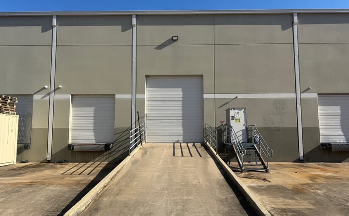 Pictures of Industrial property located at 4140 World Houston Pkwy, Houston, TX 77032 for lease - image #1