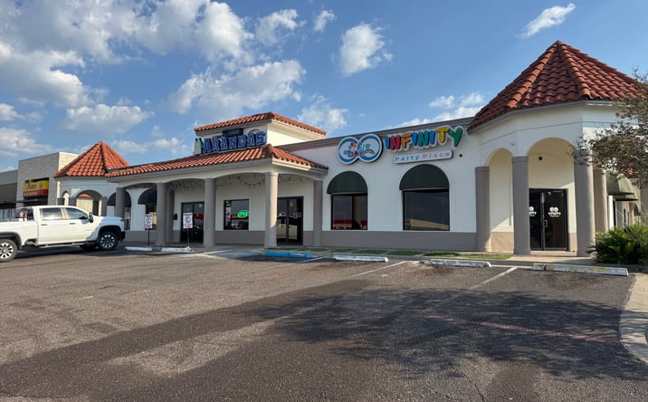 Pictures of Retail, Office property located at 2300 E Saunders St, Laredo, TX 78041 for lease - image #1