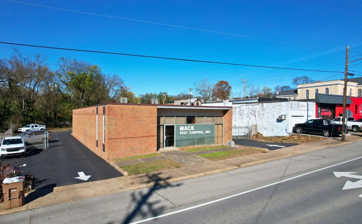 Pictures of Retail, Office, Restaurant property located at 4009 Gallatin Pike, Nashville, TN 37216 for lease - image #1