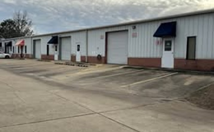 Pictures of Industrial, Office property located at 1962 Mall Blvd, Auburn, AL 36830 for lease - image #1