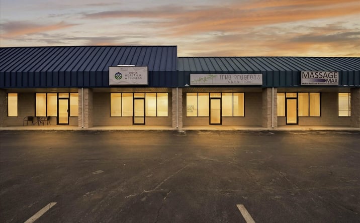 Pictures of Retail property located at 1100 Croy Dr, Findlay, OH 45840 for lease - image #1