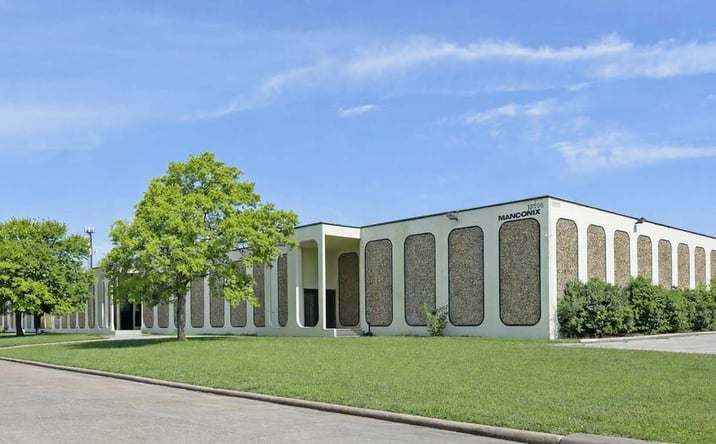 Pictures of Retail, Office, Special Purpose property located at 10506 Kinghurst Drive, Houston, TX 77074 for lease - image #1