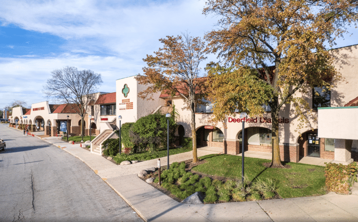 Pictures of Office, Restaurant, Special Purpose property located at 401 Lake Cook Rd, Deerfield, IL 60015 for lease - image #1
