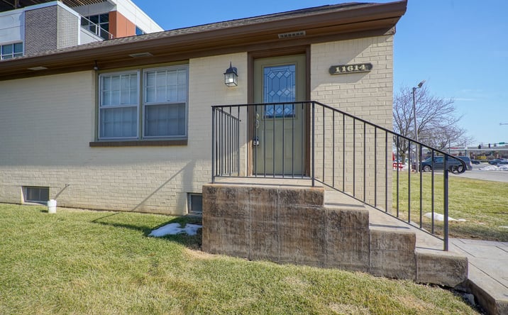 Pictures of Office, Retail property located at 11614 Maple St, Fishers, IN 46038 for lease - image #1