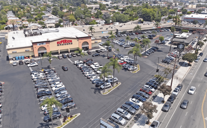 Pictures of Retail property located at 6050 Lankershim Blvd, Los Angeles, CA 91606 for lease - image #1